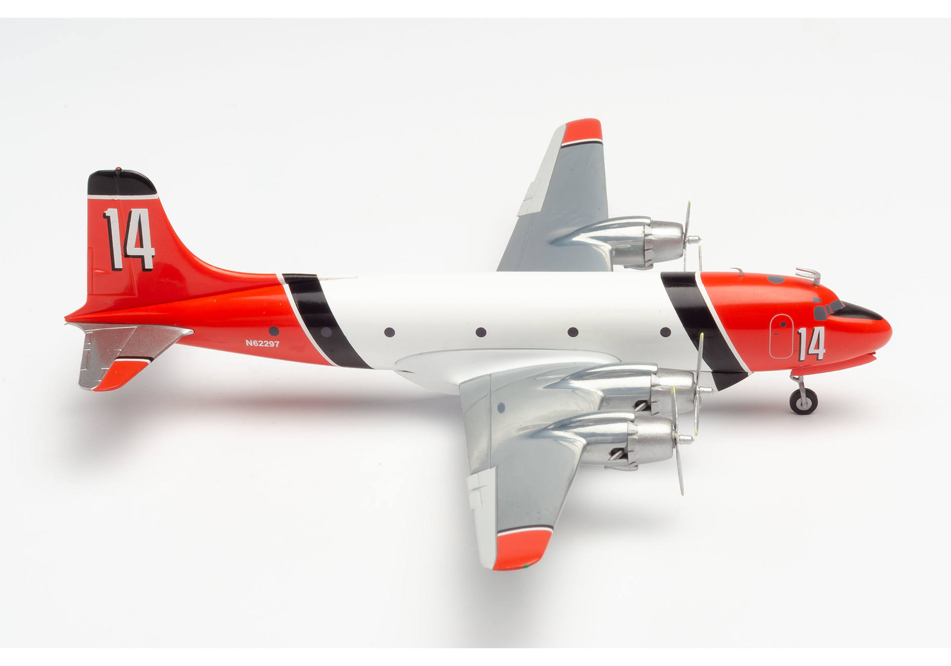 Aero Union Douglas C-54 Skymaster Air Tanker – N62297 / 14