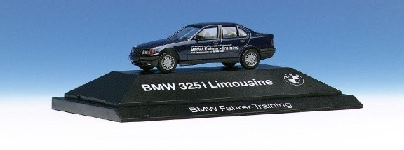 BMW 325i sedan 4-door rims series silver