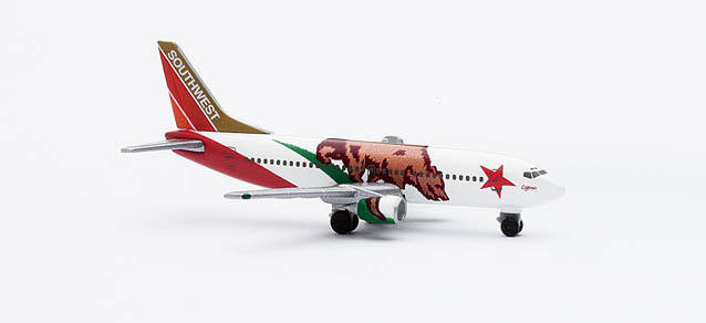 Southwest Airlines Boeing 737-300 California One