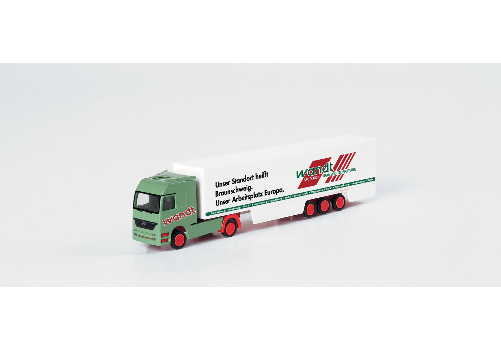 Mercedes-Benz Actros LH box semitrailer "Wandt" (1/220 scale)
