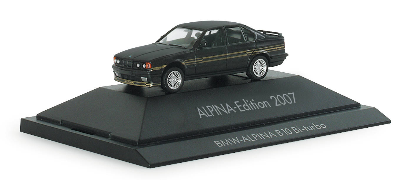 BMW Alpina B 10, PC