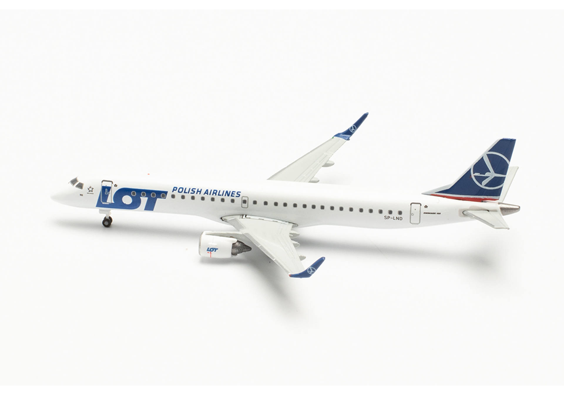 LOT Polish Airlines Embraer E195 – SP-LND