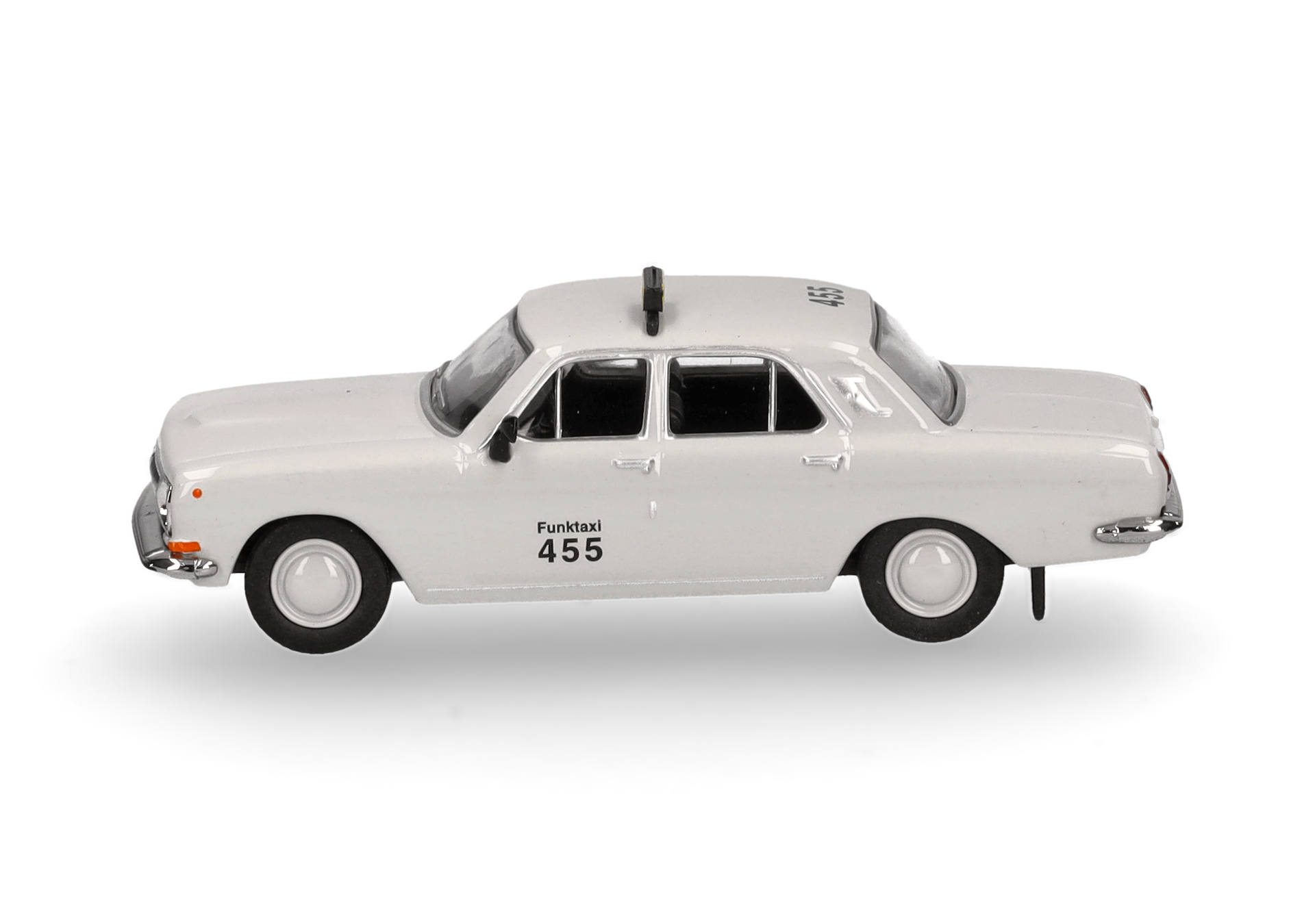Wolga M24 "Funktaxi 455 / Berlin"