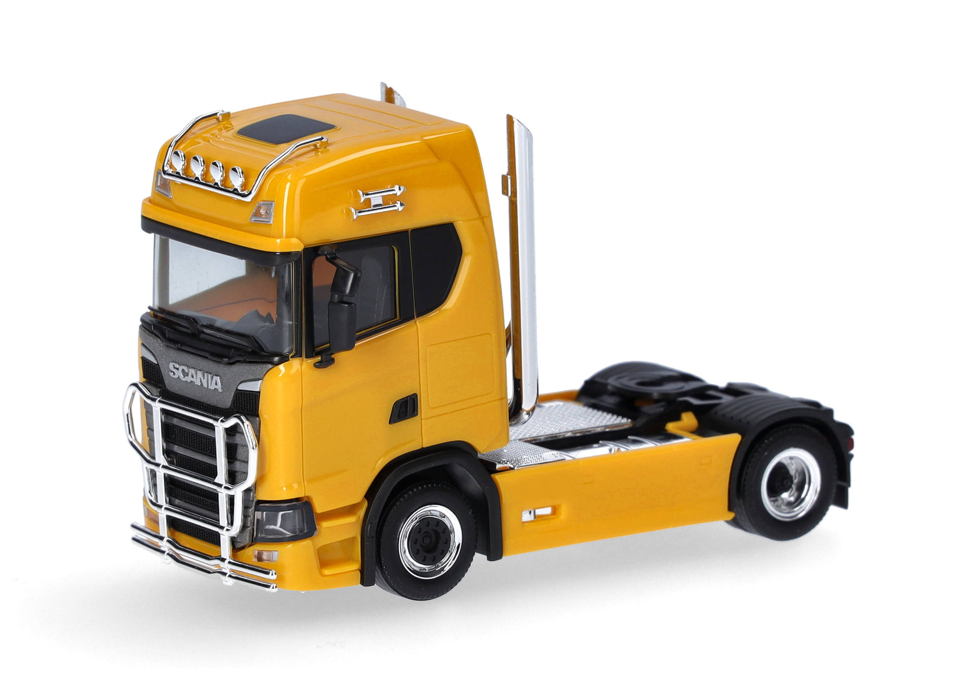 Scania CS 20 high roof rigid tractor with lamp bar and protection bar 2axles, broom yellow