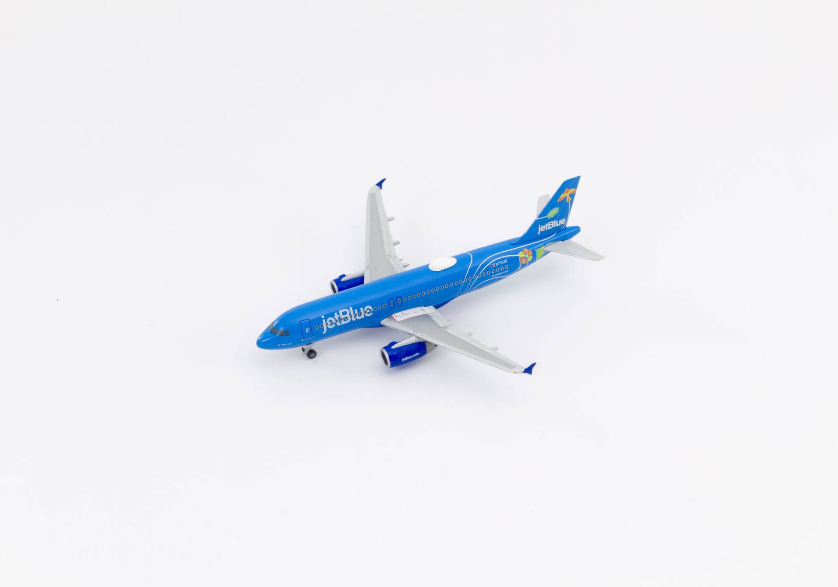 JetBlue Airbus A320 – N779JB "Bluericua"