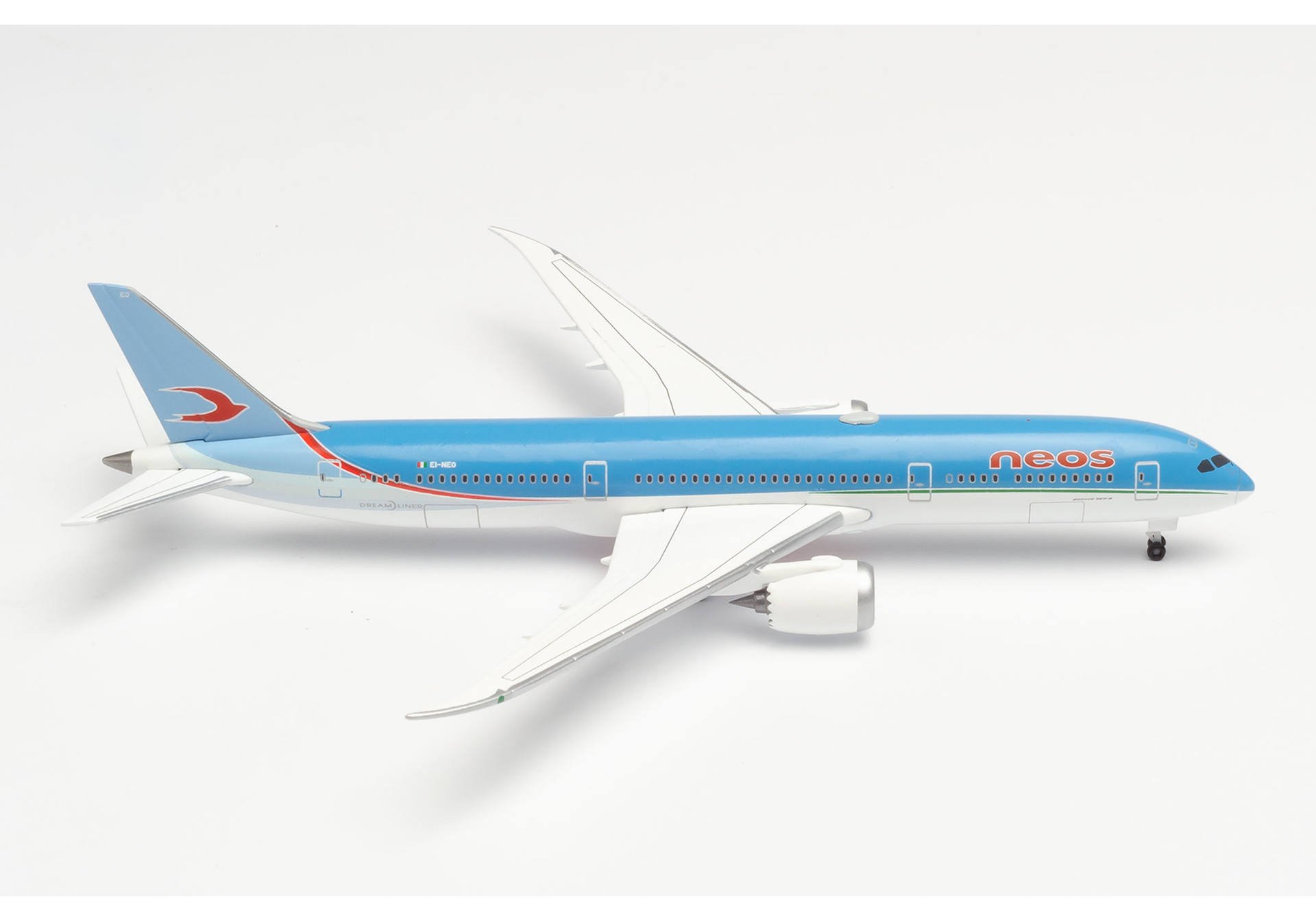 Neos Boeing 787-9 Dreamliner "Spirit of Italy"