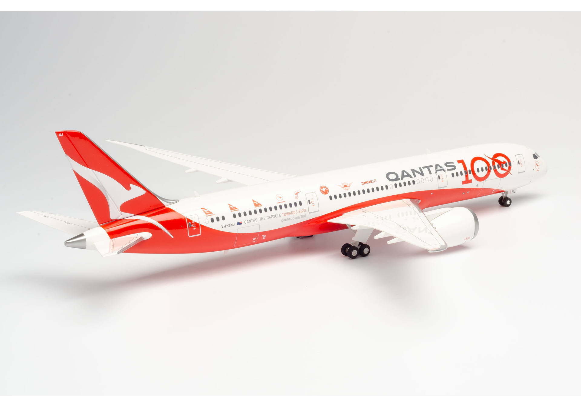 Qantas Boeing 787-9 Dreamliner - 100th Anniversary "Longreach"