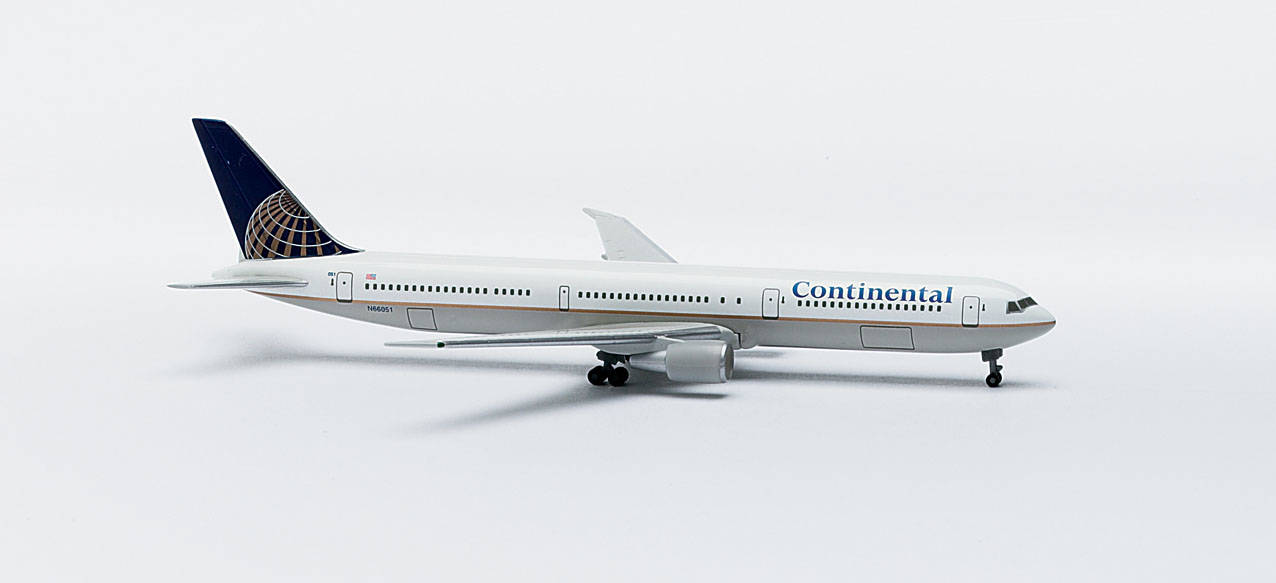 Continental Airlines Boeing 767-400