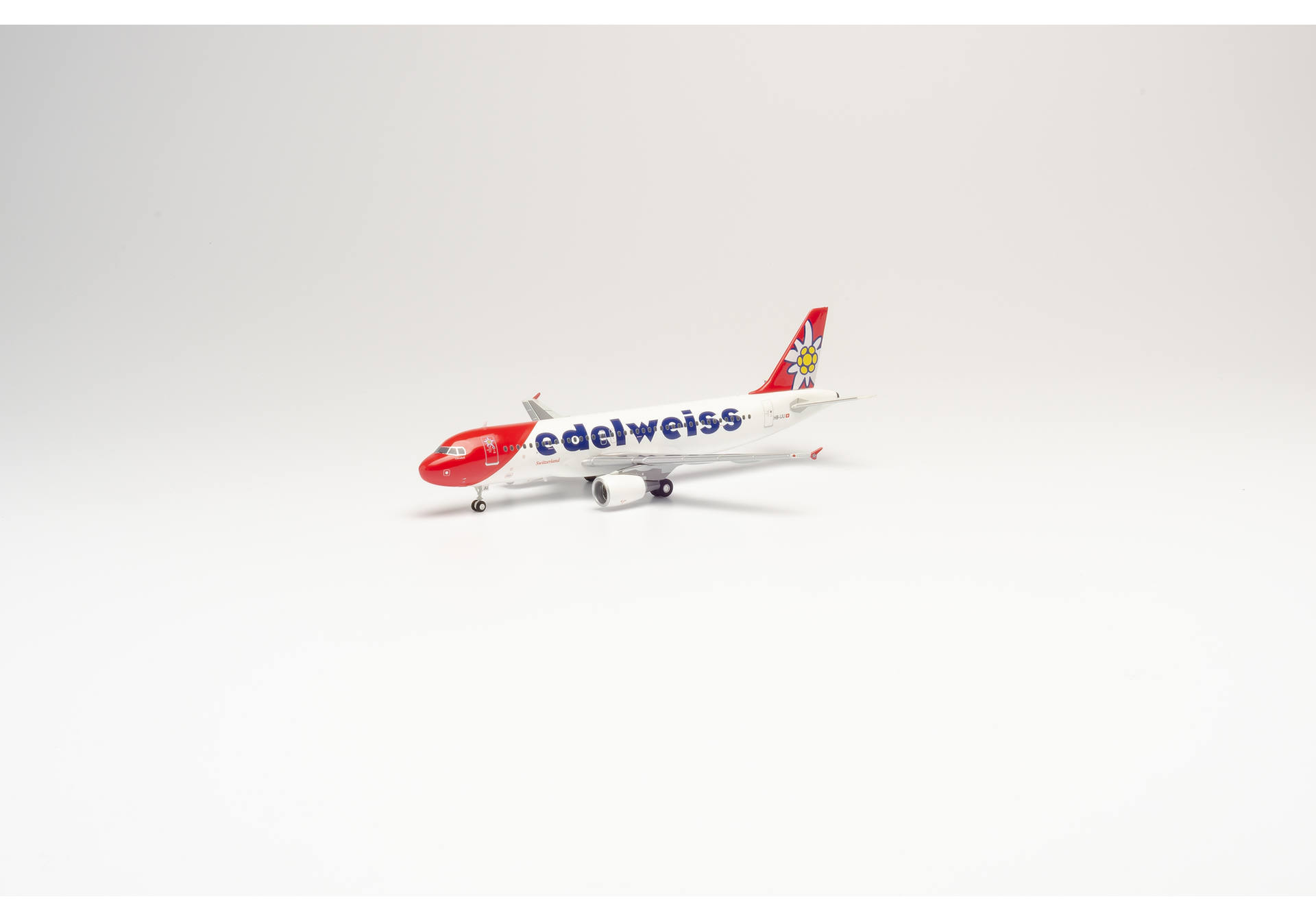 Edelweiss Air Airbus A320