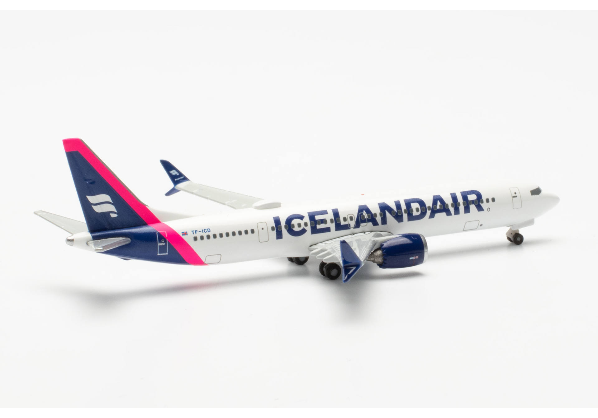 Icelandair Boeing 737 Max 9 - magenta tail stripe - TF-ICD "Baula"