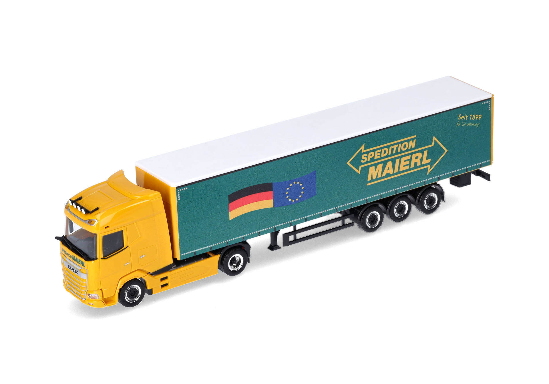 DAF XG curtain canvas semitrailer truck „Spedition Maierl GmbH”