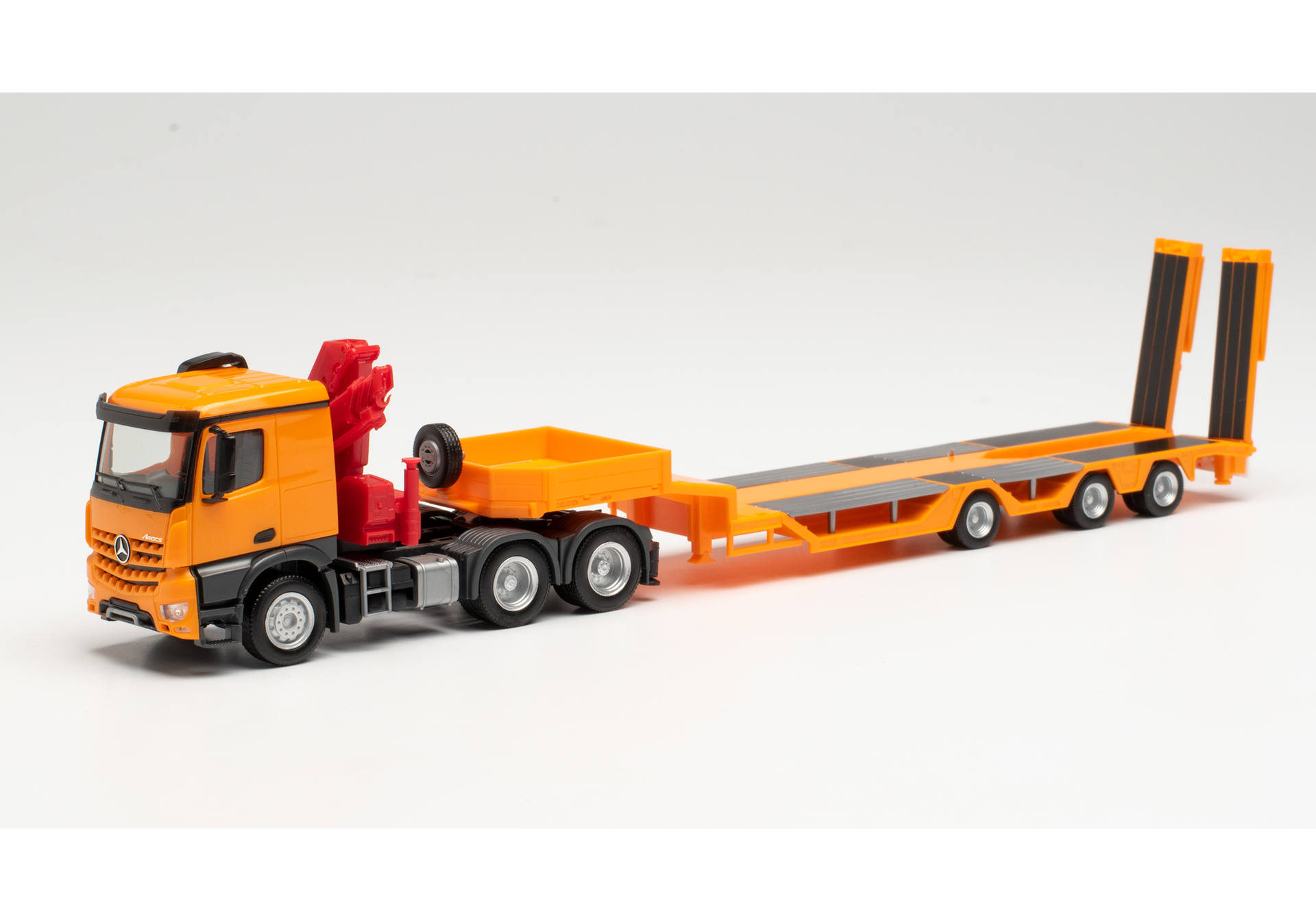 Mercedes-Benz Arocs Classic 6×4 with loading crane all-rounder semitrailer tractor, municipal orange