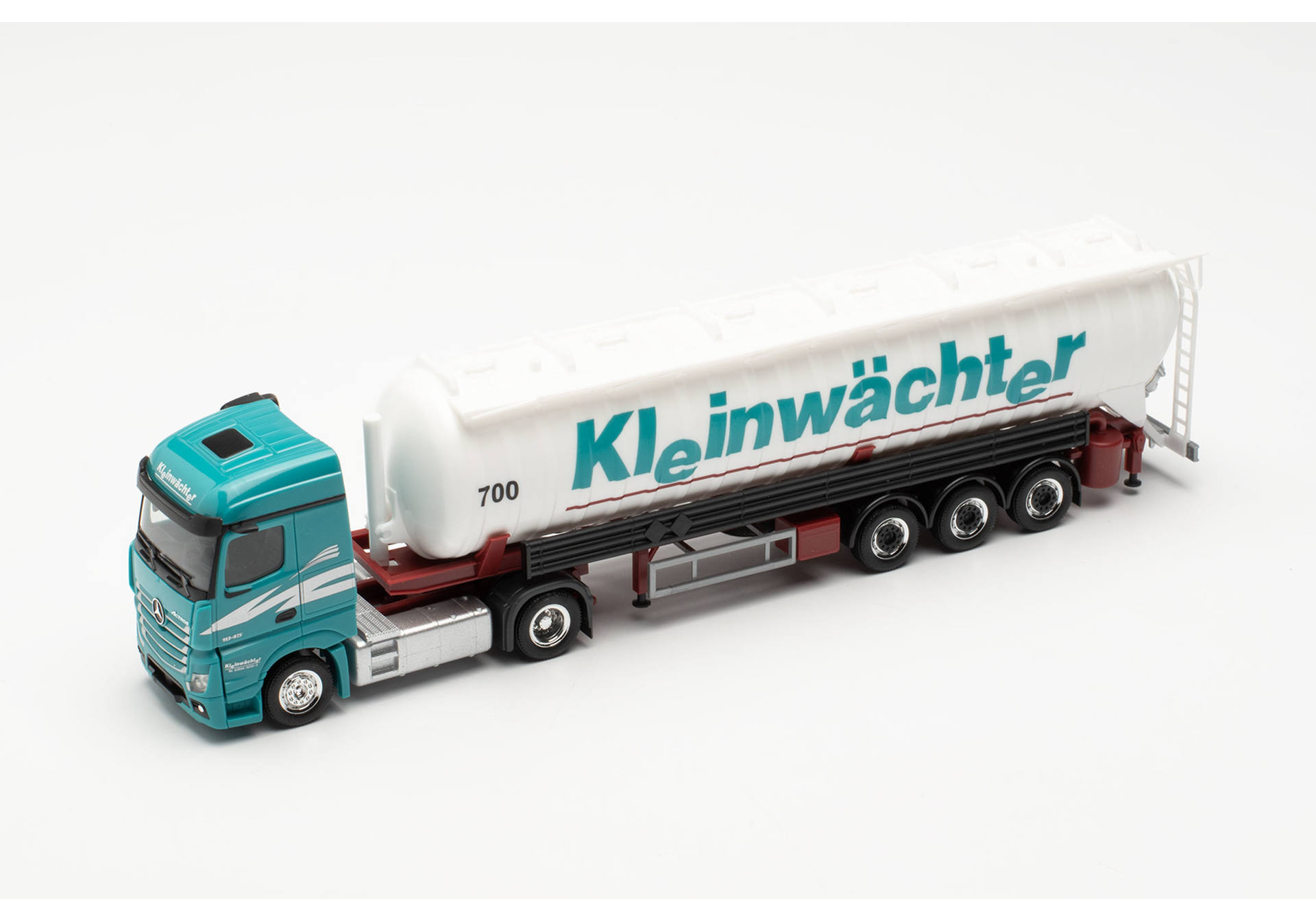Mercedes-Benz Actros `18 Streamspace Saugsilo-Sattelzug „Kleinwächter“ (Nordrhein-Westfalen/Hallenberg)