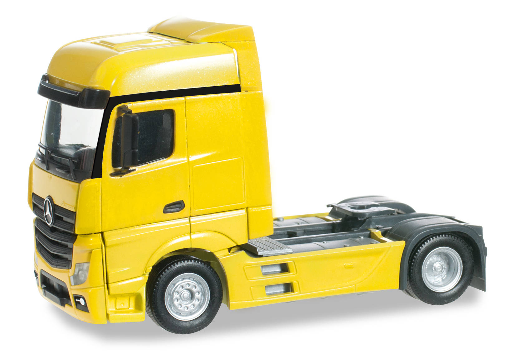 Mercedes-Benz Actros Bigspace rigid tractor, sign yellow