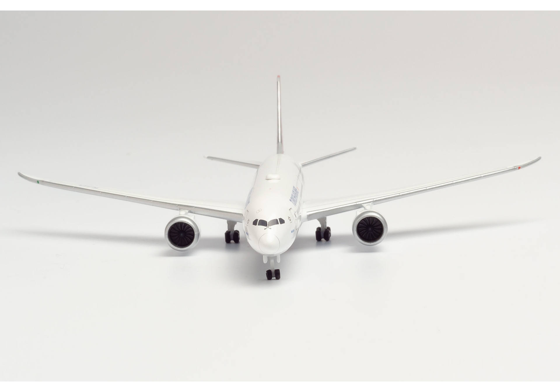 Turkish Airlines Boeing 787-9 Dreamliner "Maçka"