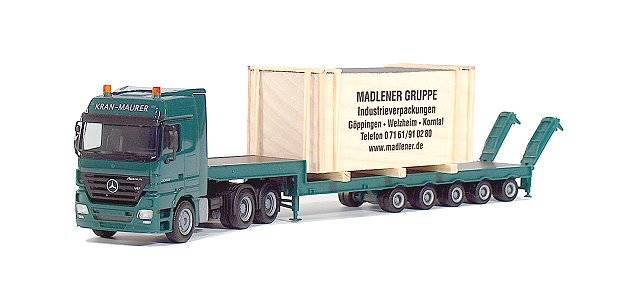 Mercedes-Benz Actros LH low boy semitrailer "eXtra"
