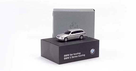 BMW 5 Series Touring special box
