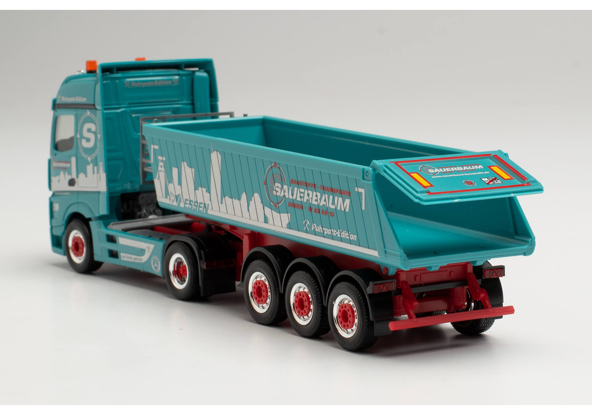 Mercedes-Benz Actros BigSpace 2.5 Schmitz dump semitrailer "Sauerbaum"