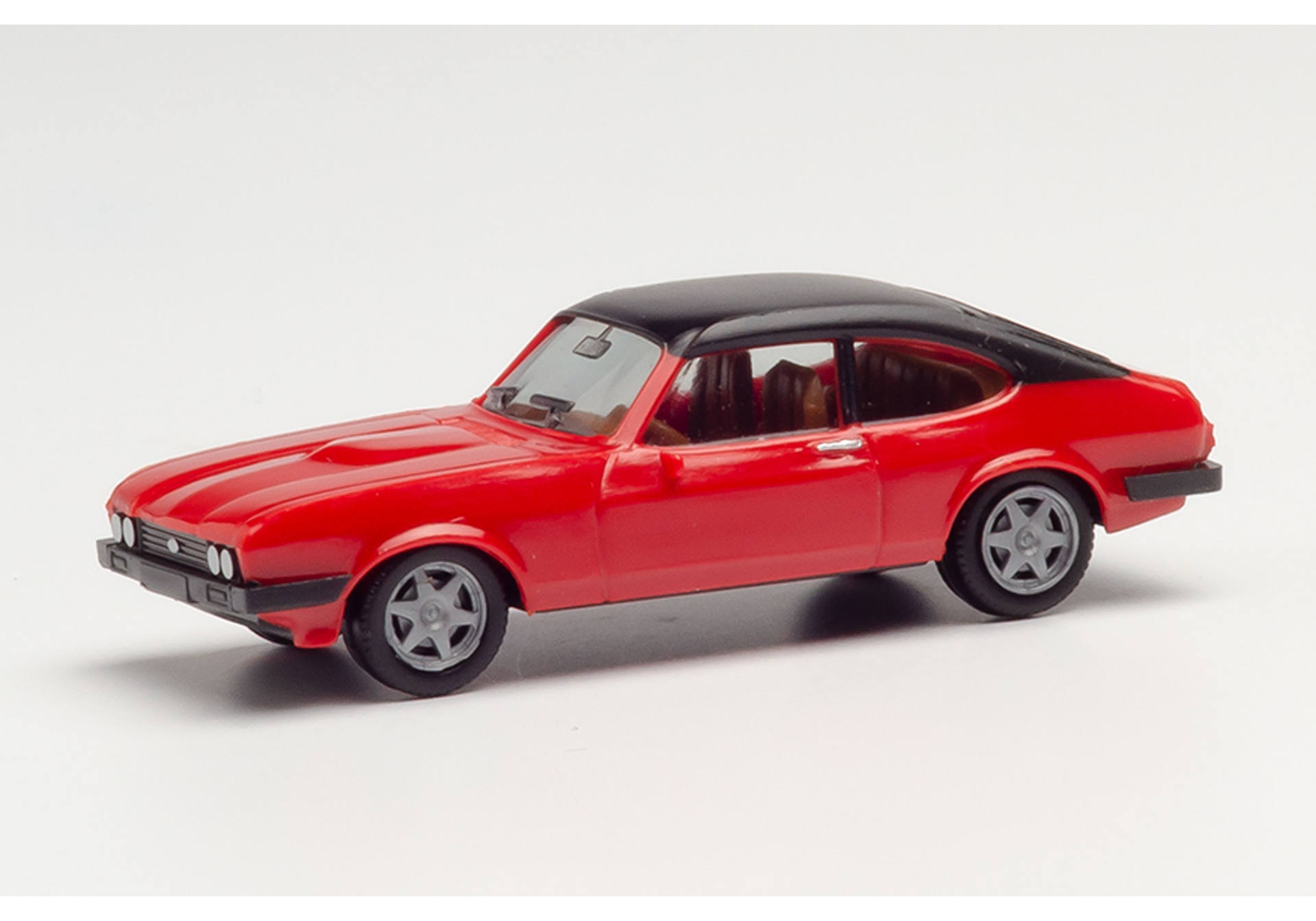 Ford Capri II mit Vinyldach, rot