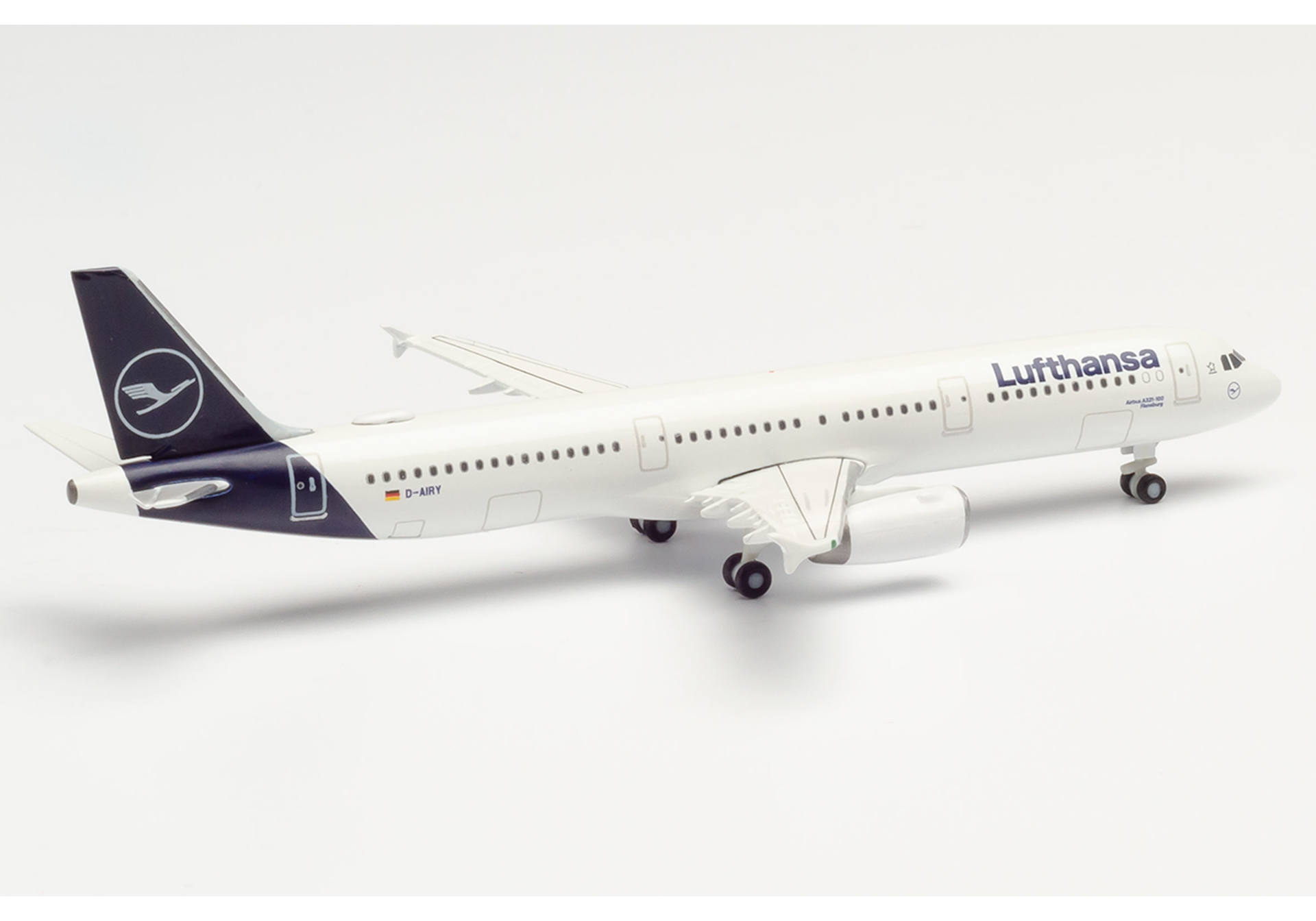 Lufthansa Airbus A321 "Die Maus"
