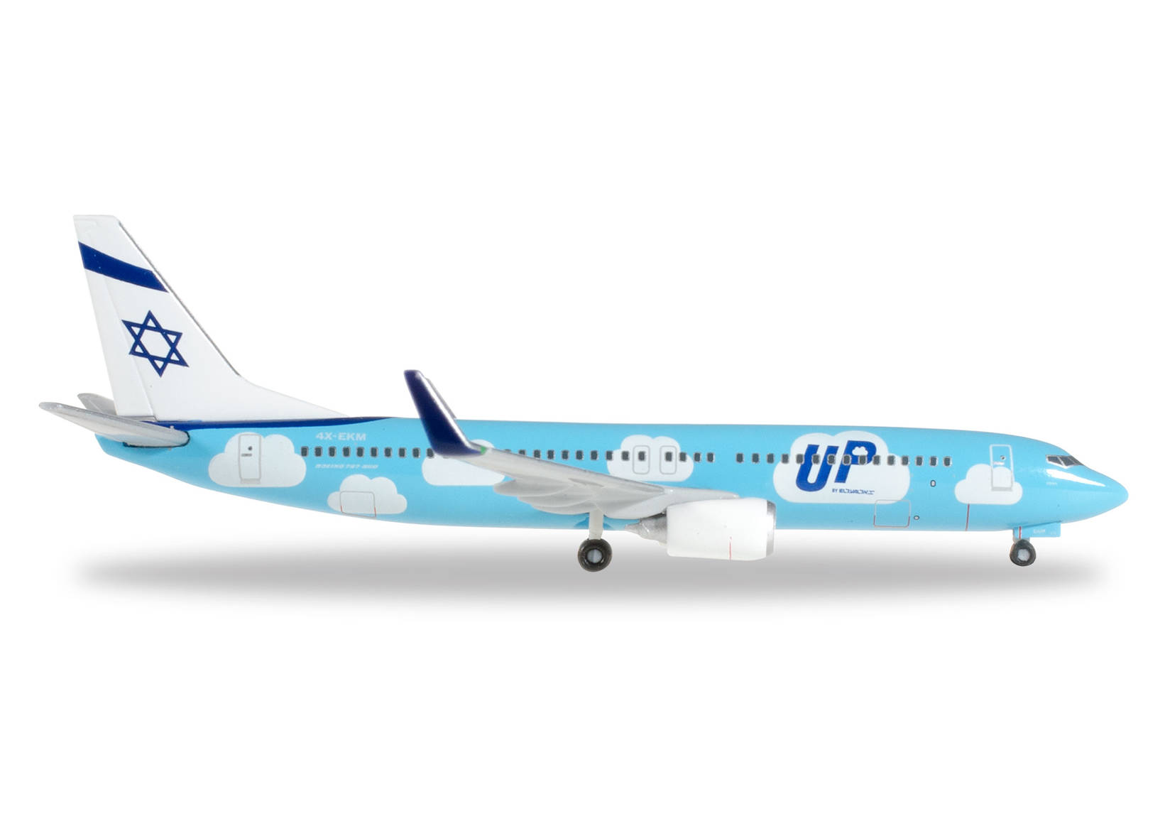 UP Airlines Boeing 737-800