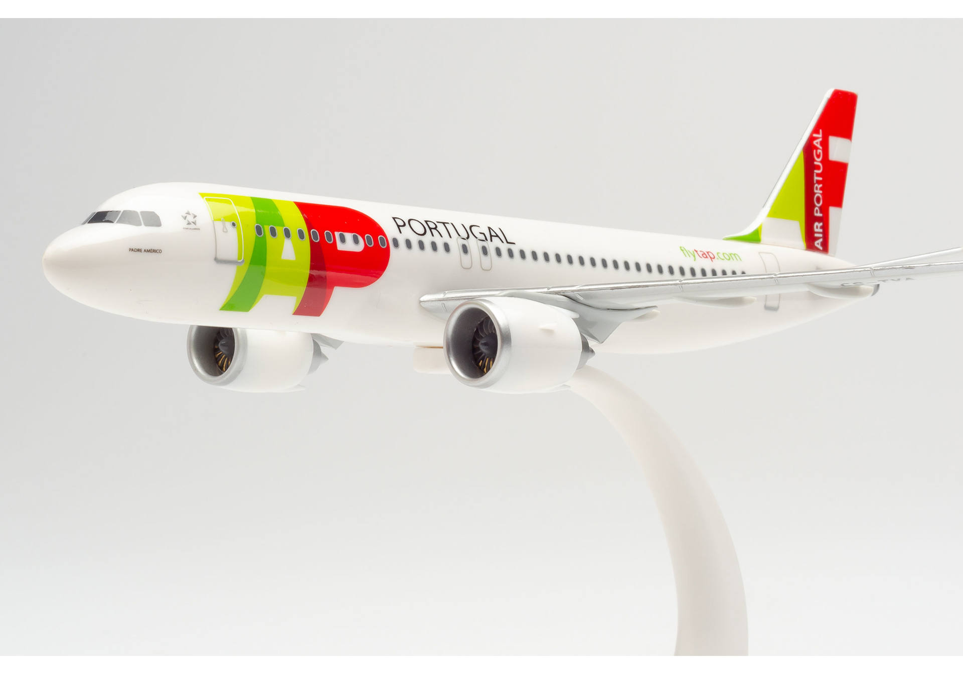 TAP Air Portugal Airbus A320neo "Padre Américo"