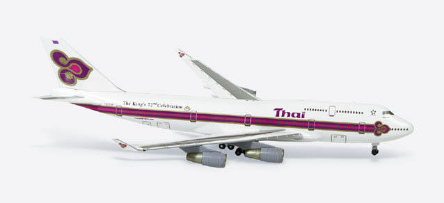Thai Airways Boeing 747-400 "The King’s 72nd Celebration"