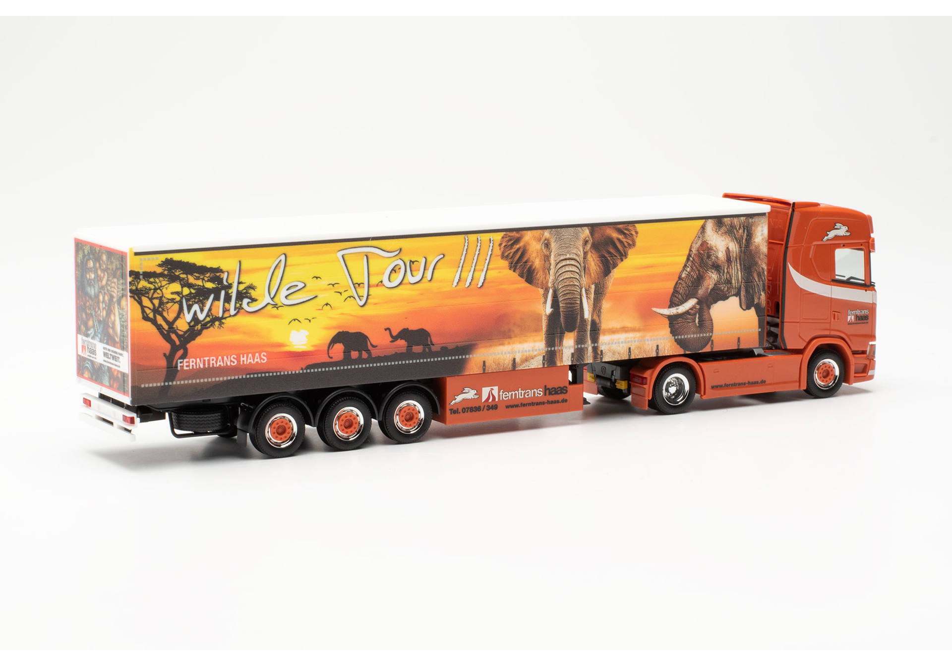 Scania CS 20 HD Gardinenplanen-Sattelzug "Ferntrans Haas" (Baden-Württemberg/Schenkenzell)