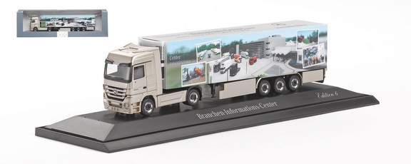 Mercedes-Benz Actros LH '08 (1860 V8) Catchel case-saddle train special box