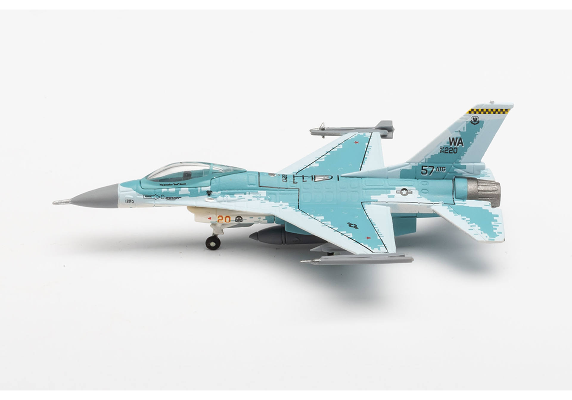 U.S. Air Force Lockheed Martin F-16C Fighting Falcon - 64th Aggressor Squadron, Nellis Air Base „Ghost“ – 84-1220