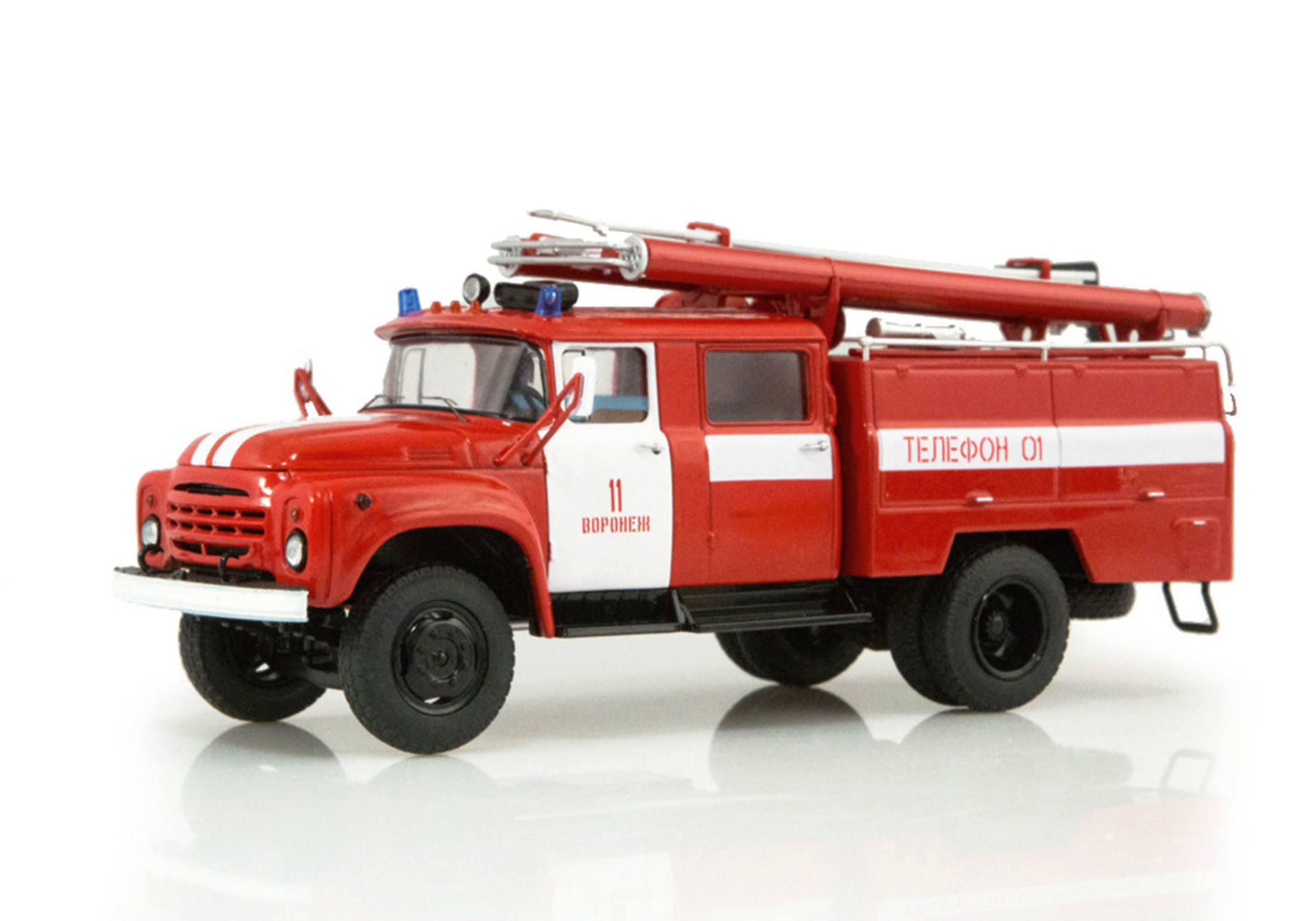 ZIL 130 Feuerwehr-Löschfahrzeug AC-40