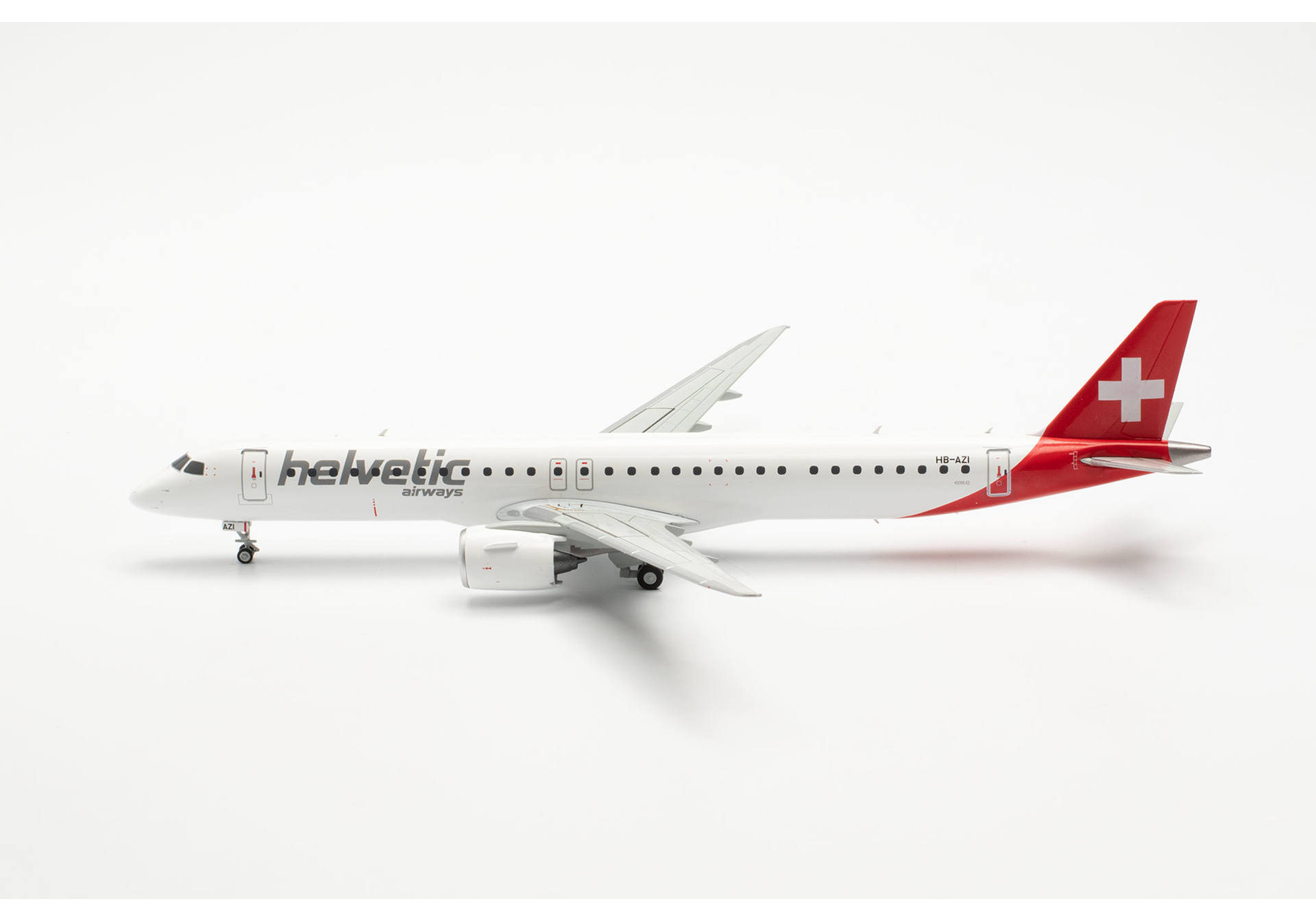 Helvetic Airways Embraer E195-E2 – HB-AZI