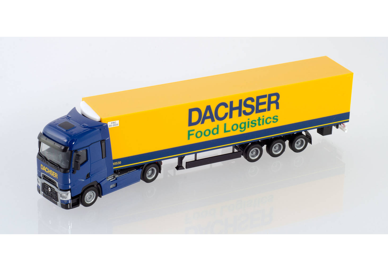 Renault T refrigerated box semitrailer "Dachser"