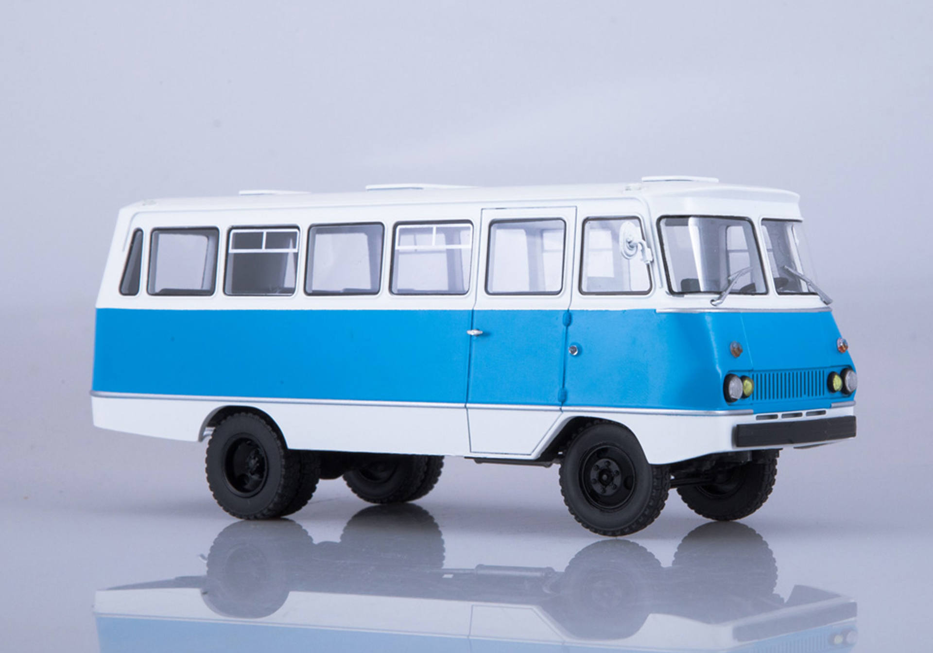 83MP0028