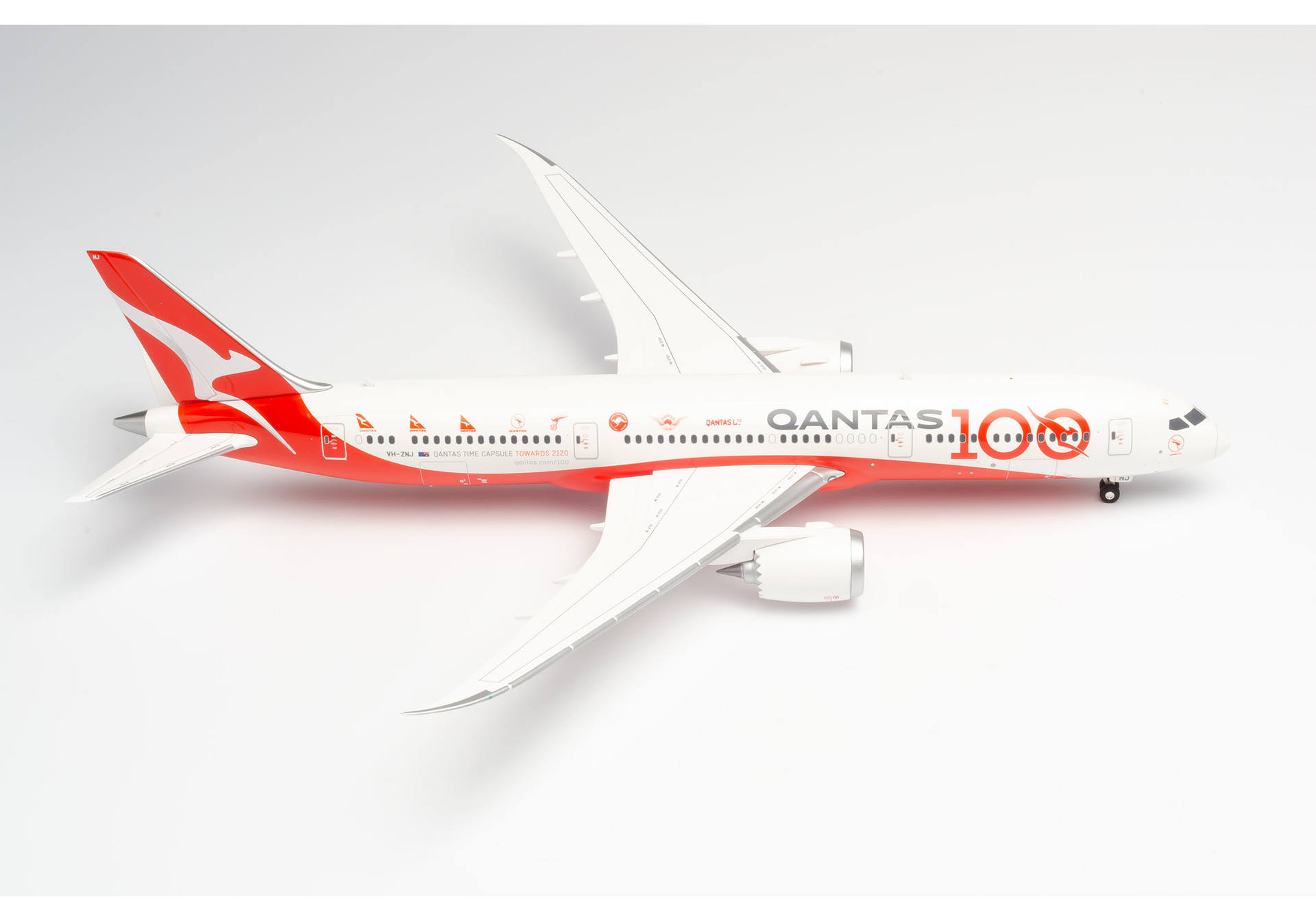 Qantas Boeing 787-9 Dreamliner - 100th Anniversary "Longreach"