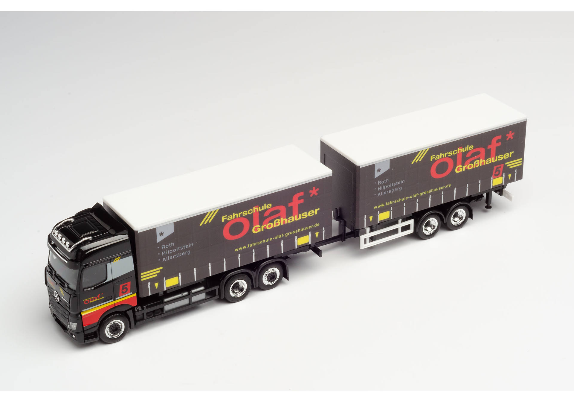 Mercedes-Benz Actros Tandem- Hängerzug „Fahrschule Olaf Großhauser“