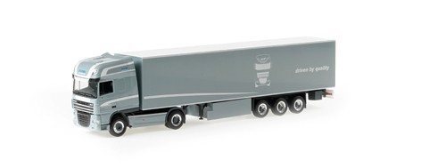 DAF XF suitcase saddle train