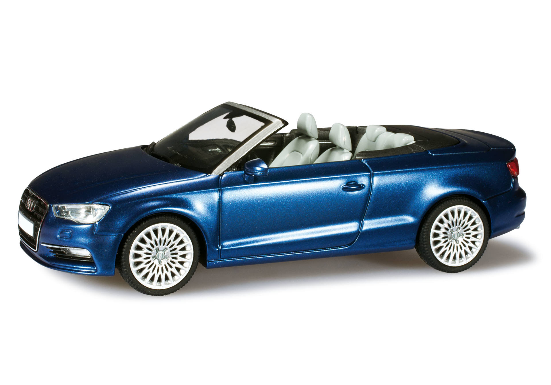 Audi A3 Cabrio, scubablau perleffekt