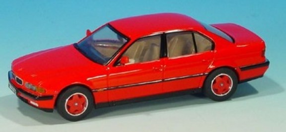 BMW 740i