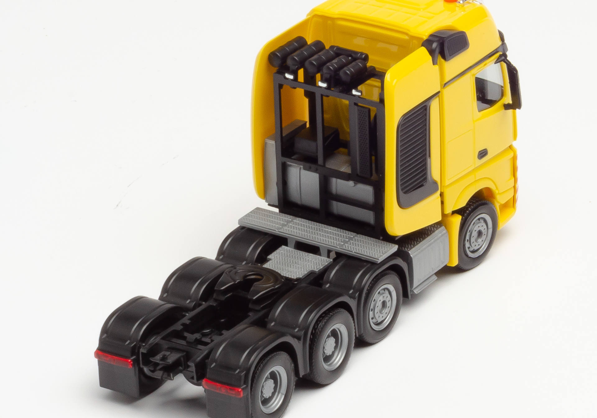 MB Actros SLT Schwerlastzugmaschine, verkehrsgelb