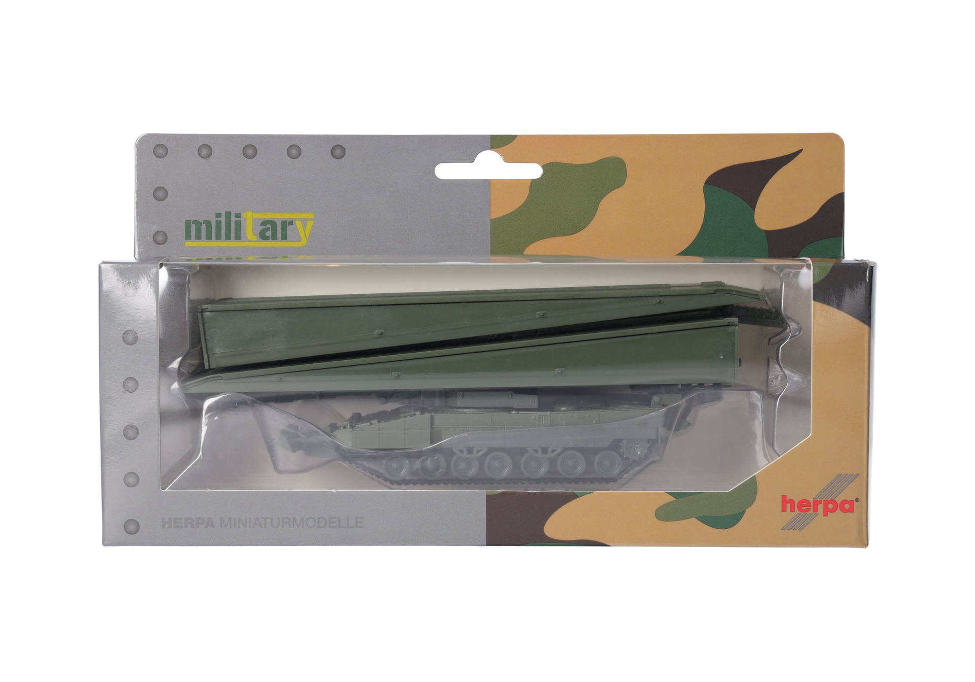model kit, military, train car, green, camouflage, tank, military, armored train, railcar, green