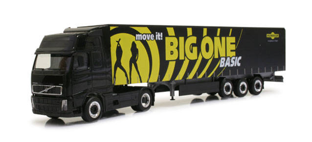Volvo GL XL curtain canvas semitrailer "Humbaur"
