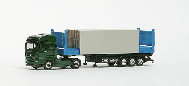 MAN TGA XXL flat container semitrailer "Cho Yang"