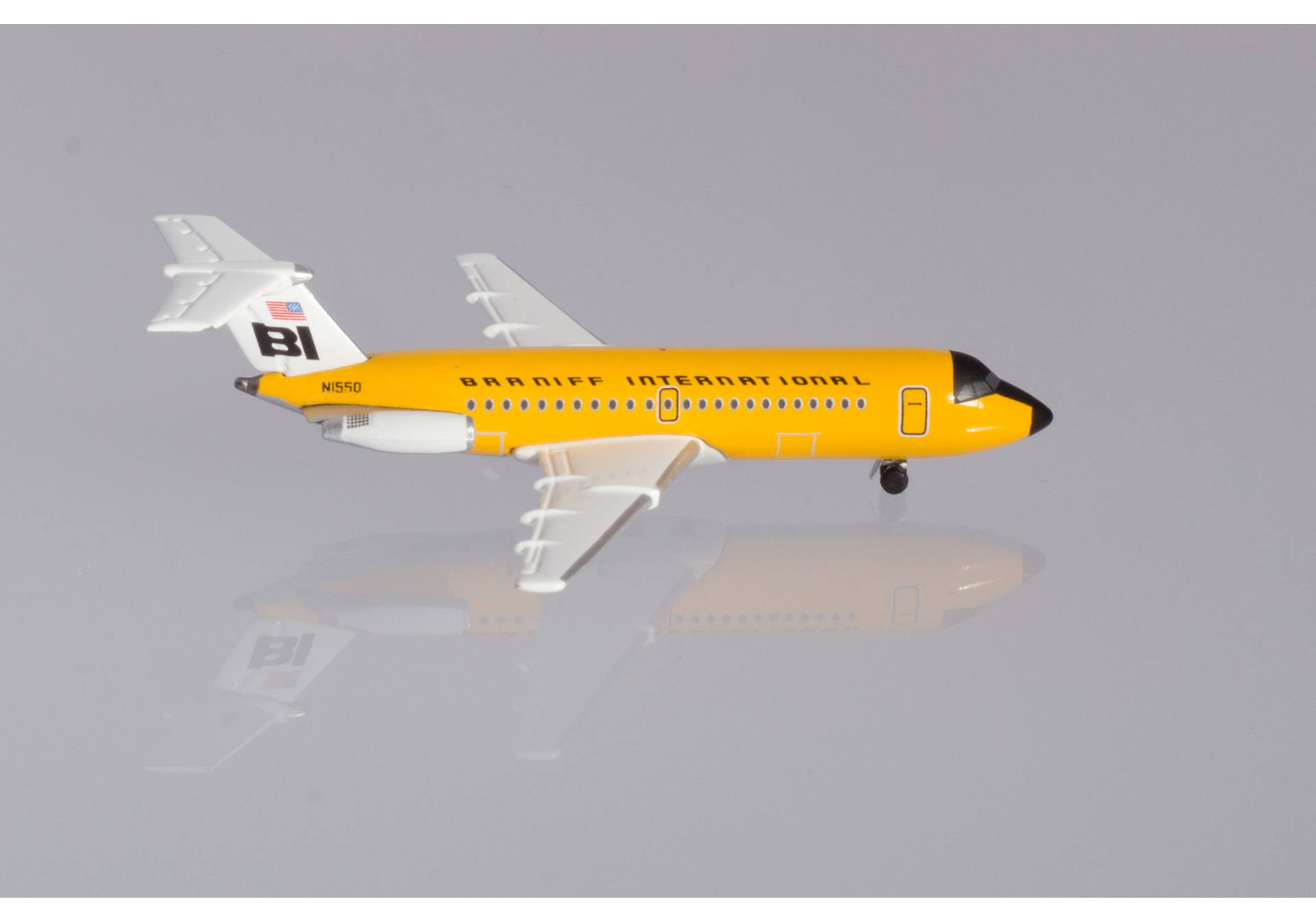 Braniff International BAC 1-11-200 "Jelly bean Ochre"