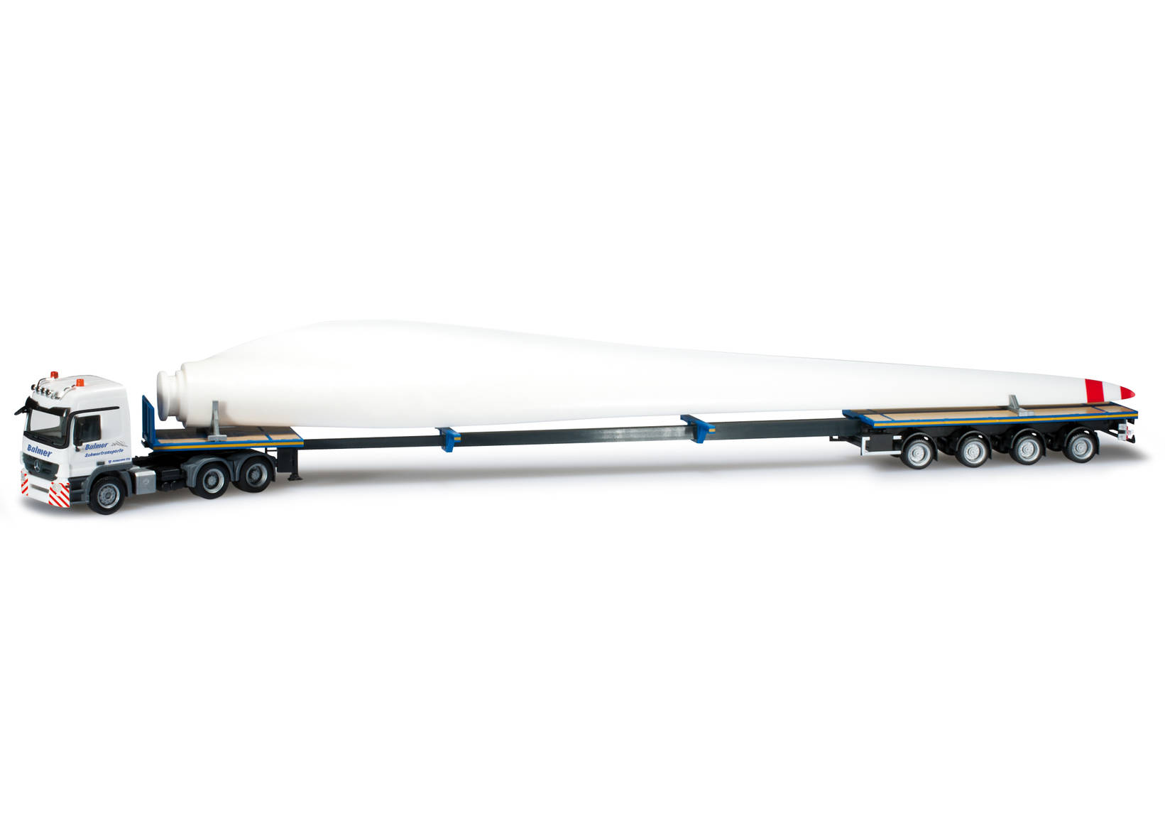 Set of three Mercedes-Benz teletrailer semitrailer with wind energy blades