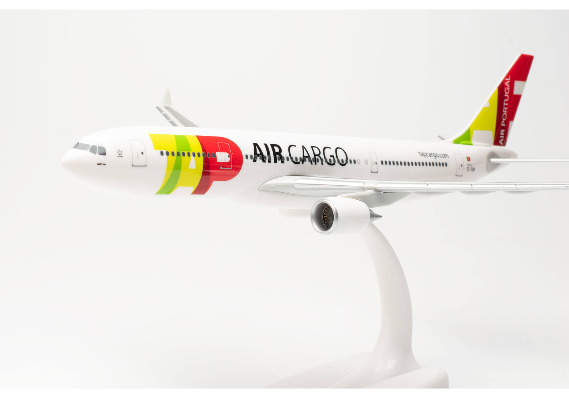 TAP Air Cargo Airbus A330-200 - CS-TON