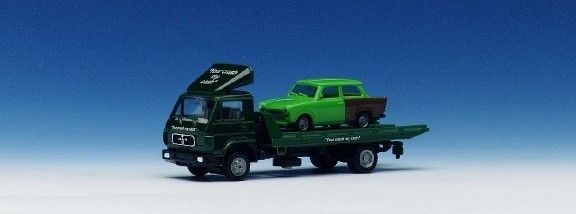 Man G 90 towing cars with Trabant 601 S 2a