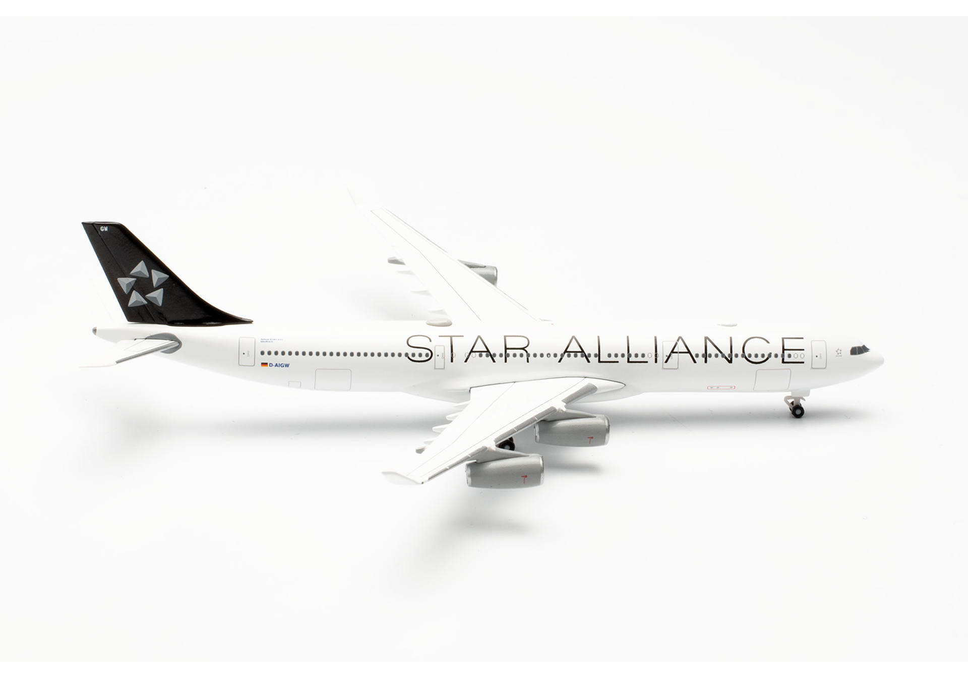 Lufthansa Airbus A340-300 "Star Alliance" - D-AIGW "Gladbeck"