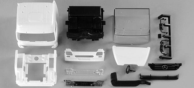 Mercedes-Benz Actros L '02 driver's cabin with side skirting and sun shield, content: 2 pcs.