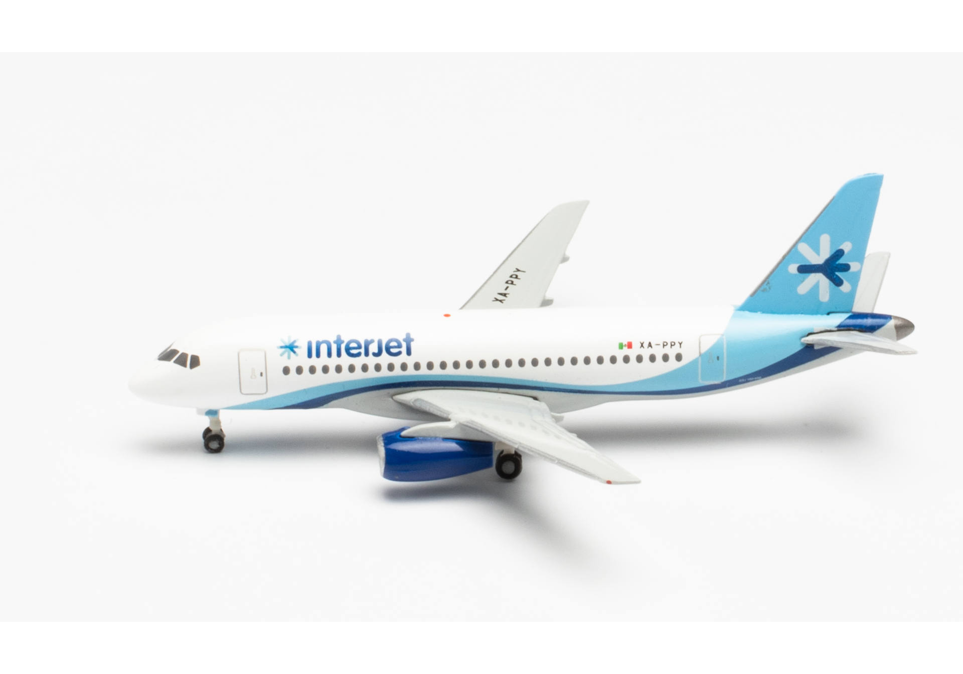 Interjet Airlines Sukhoi Superjet 100 – XA-PPY